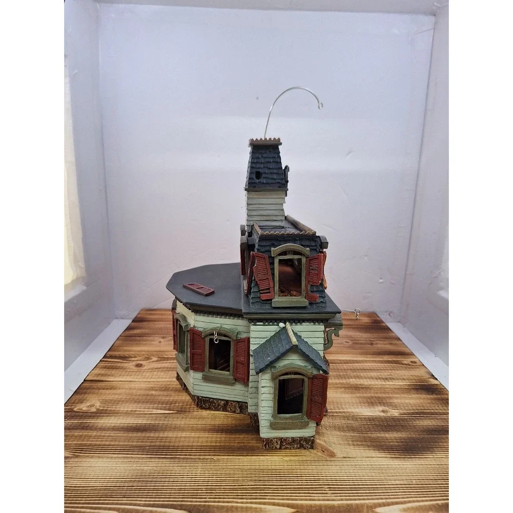 Hallmark Keepsake 2004 Mansion on Ravenwood Lane 15x Ornaments Tested Working‎